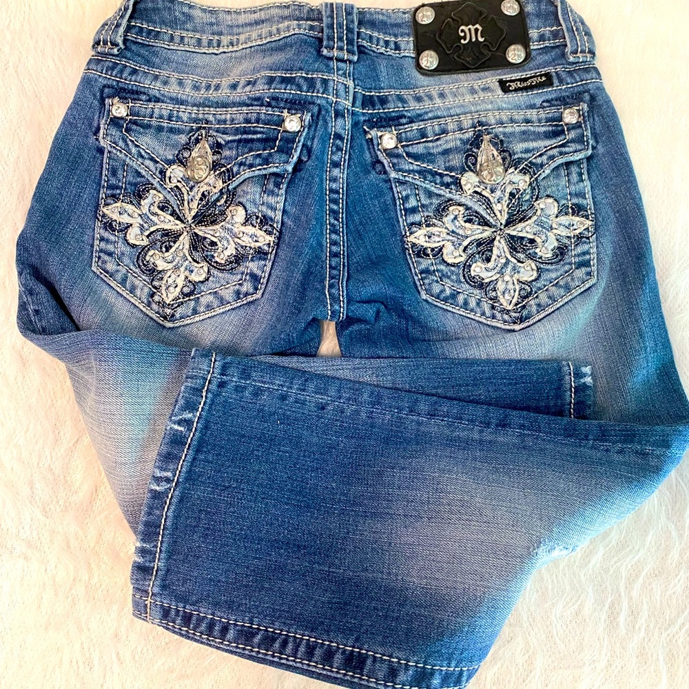 Miss me capris size 25, Almost brand new. Bling!